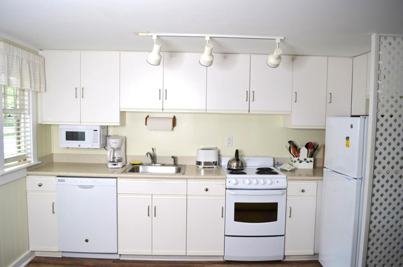 Edgartown Commons Vacation Apartments Bagian luar foto